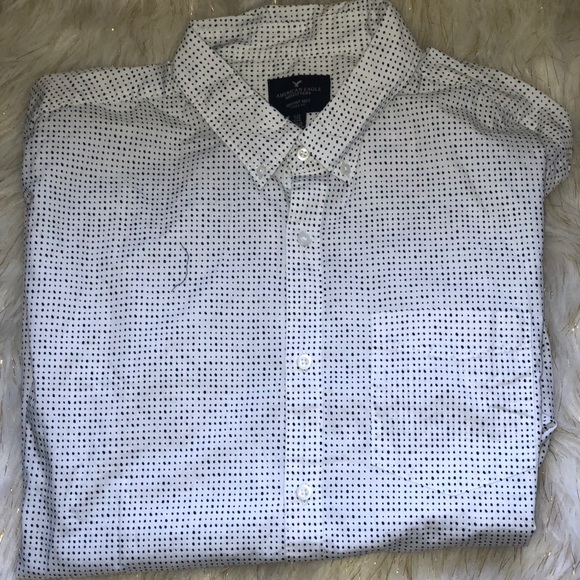AMERICAN EAGLE BUTTON DOWN - Picture 1 of 2